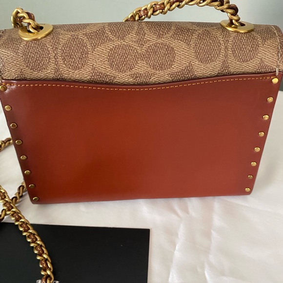 Coach Parker 18 crossbody bag - Picture 5 of 9